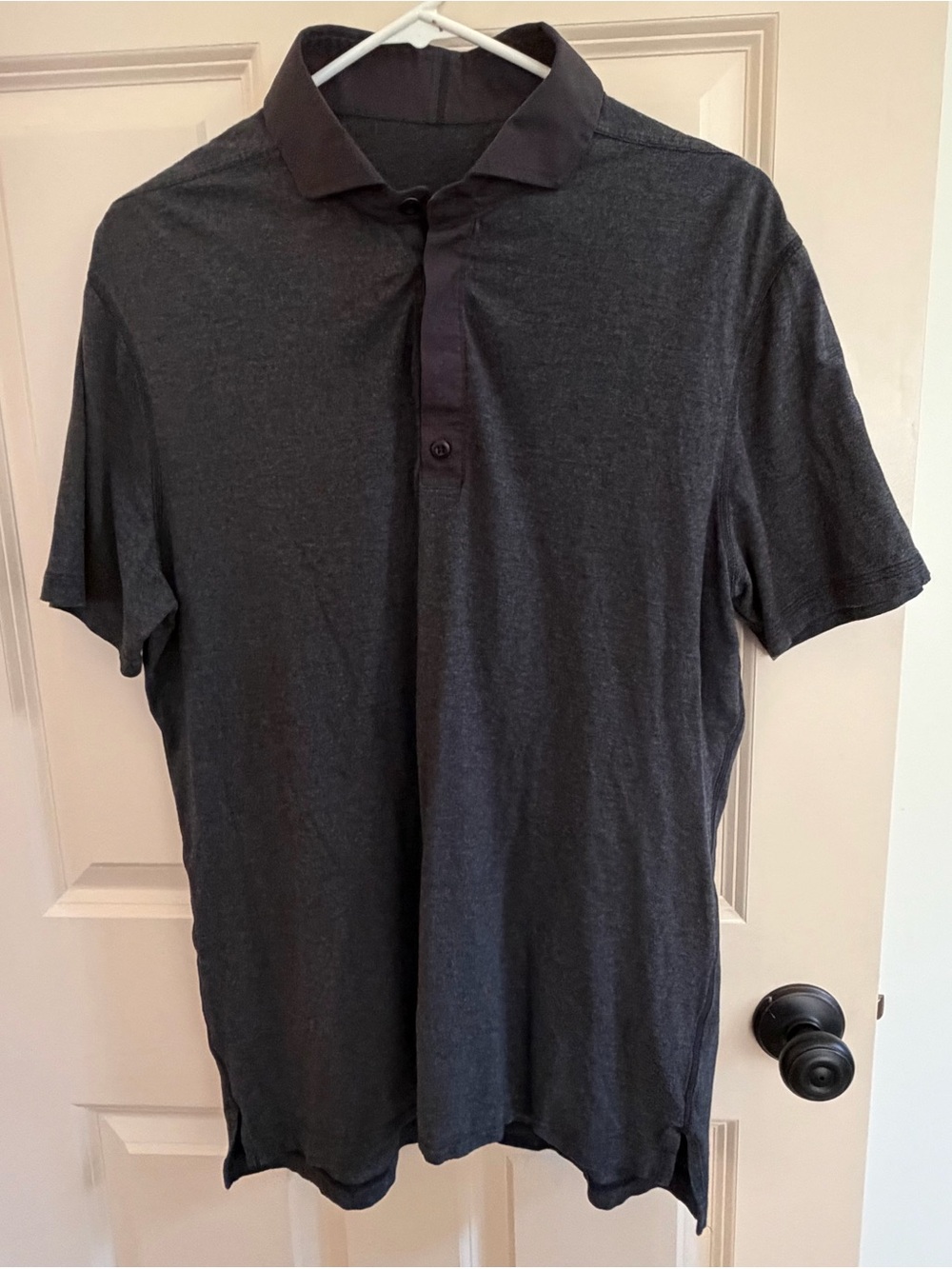 Lululemon men’s polo measures as a large